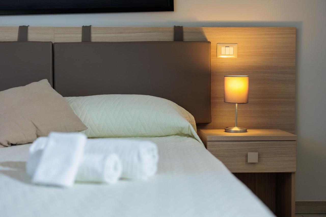 Fuori Rotta Hotell Avola Eksteriør bilde